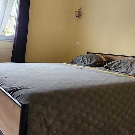 Les Belles Nuits Bed and Breakfast Le Bousquet-d'Orb Buitenkant foto